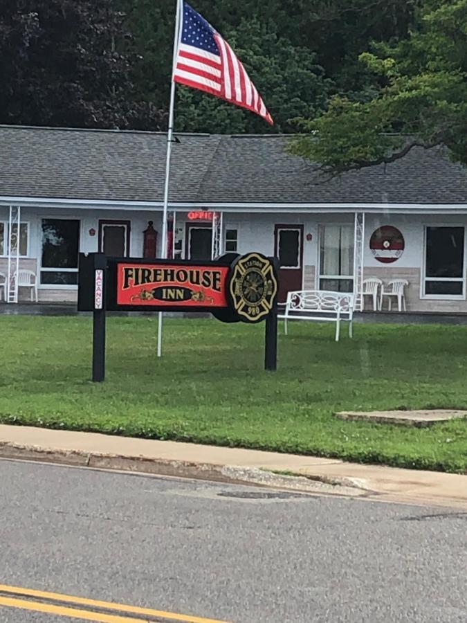 Firehouse Inn St. Ignace Exterior foto