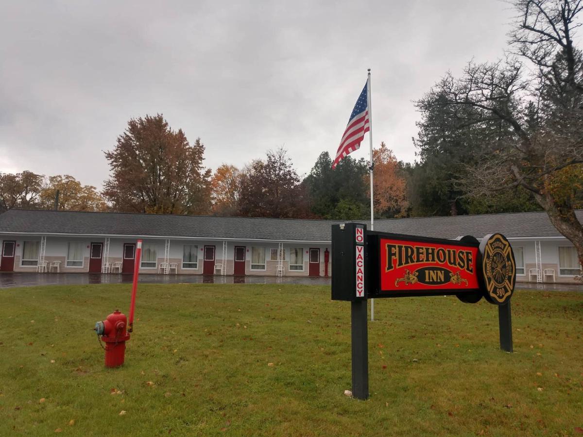 Firehouse Inn St. Ignace Exterior foto
