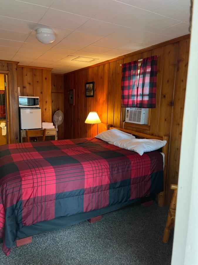 Firehouse Inn St. Ignace Exterior foto